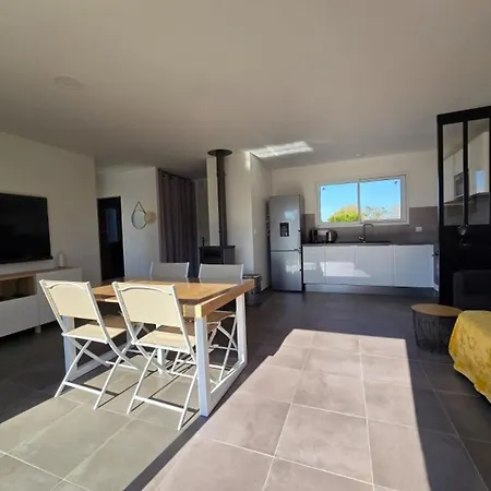 Hébergement de vacances Maison Calme 4 Pers. à 3km De La Avec Jardin, Clim, Tv, Vélos, Bbq Et Hamac - Fr-1-777-20 *